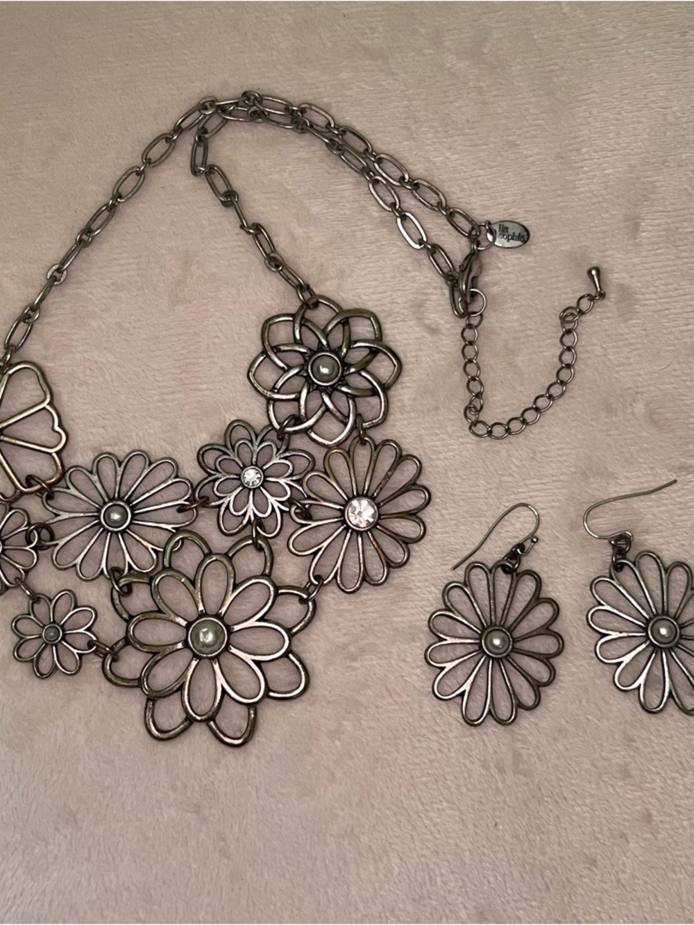 Lia Sophia Floral Bib Necklace with Matching Drop Earrings - Picture 6 of 7